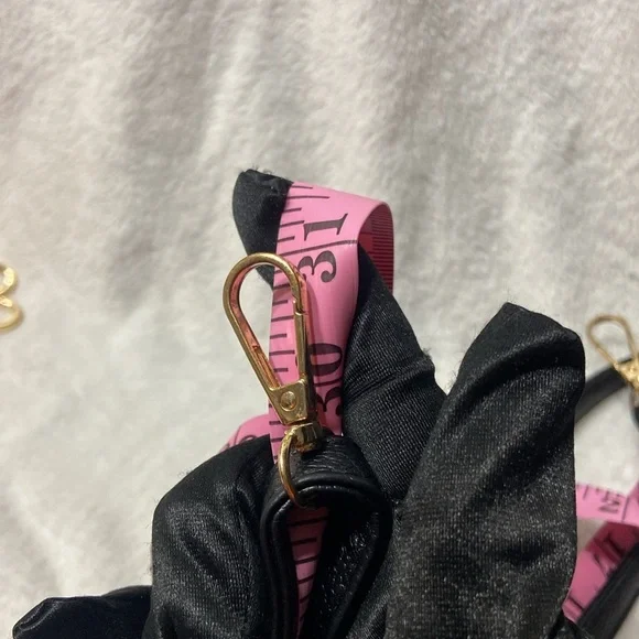 Black Leather Strap with Gold Clasps - Picture 6 of 6